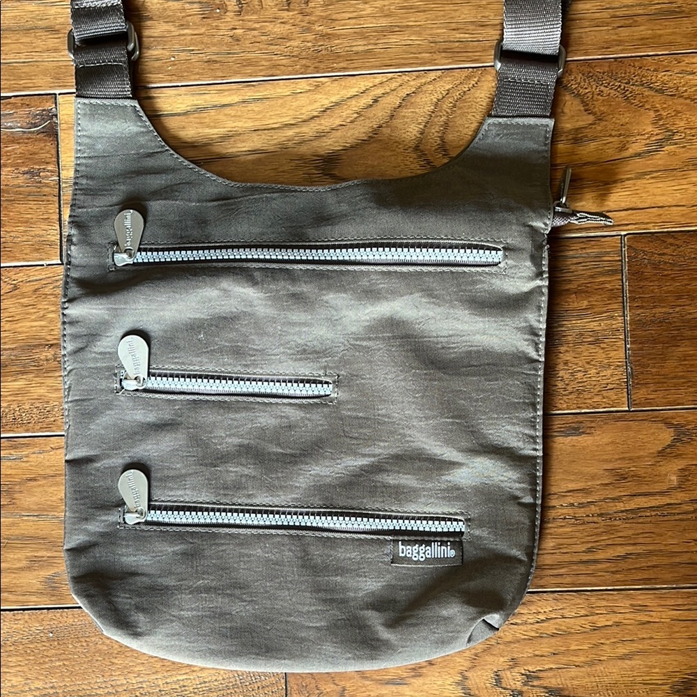 Baggallini Charcoal Messenger Bag